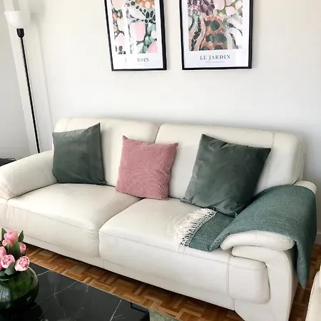 Lovely 3-bdr Centre Apartmán